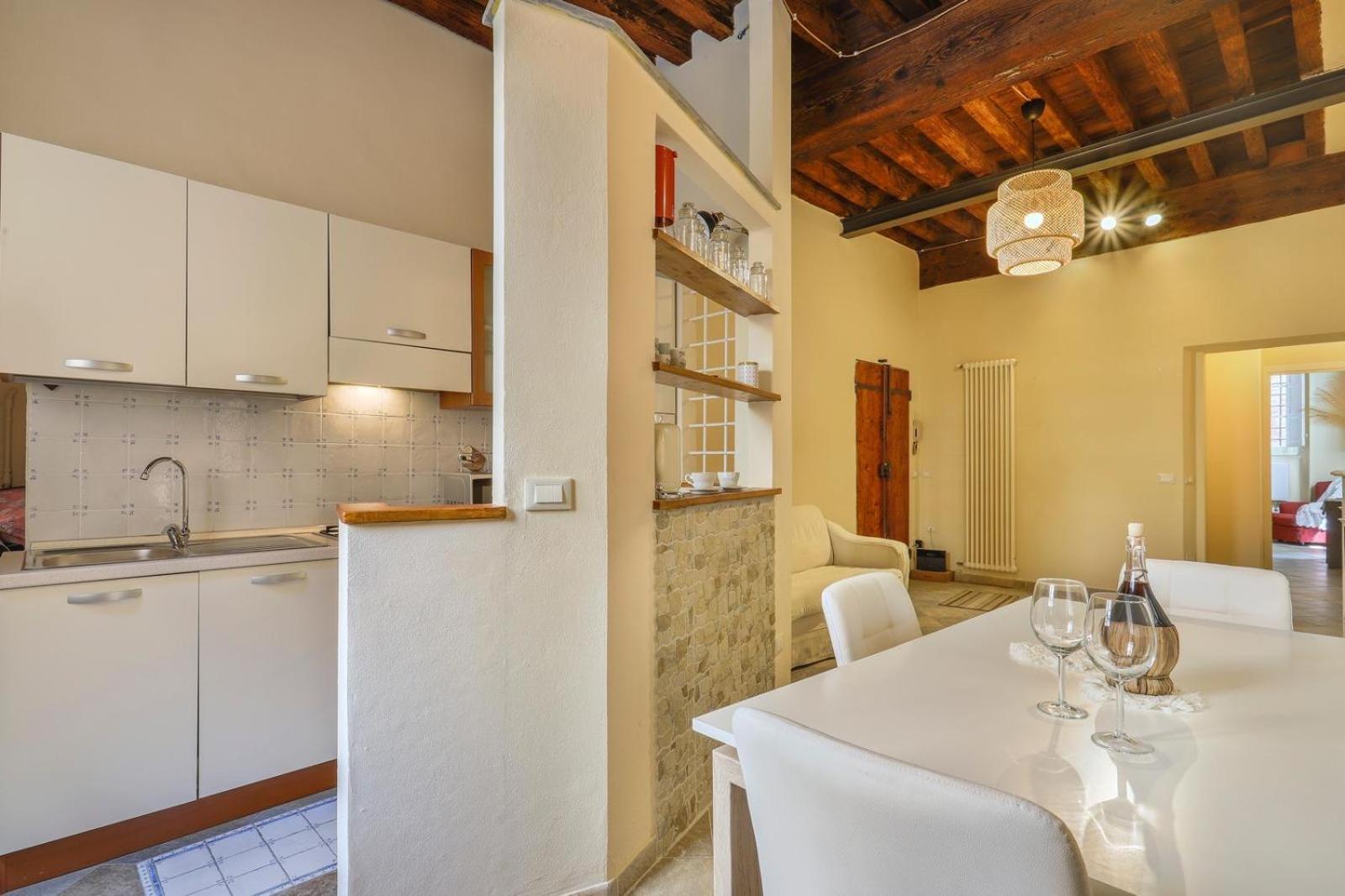 Lady Miranda Apartment Lucca Exterior photo
